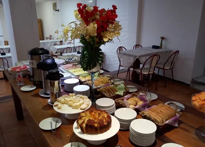 Hotel Manoá Poa - Uma quadra do complexo da Santa Casa Porto Alegre